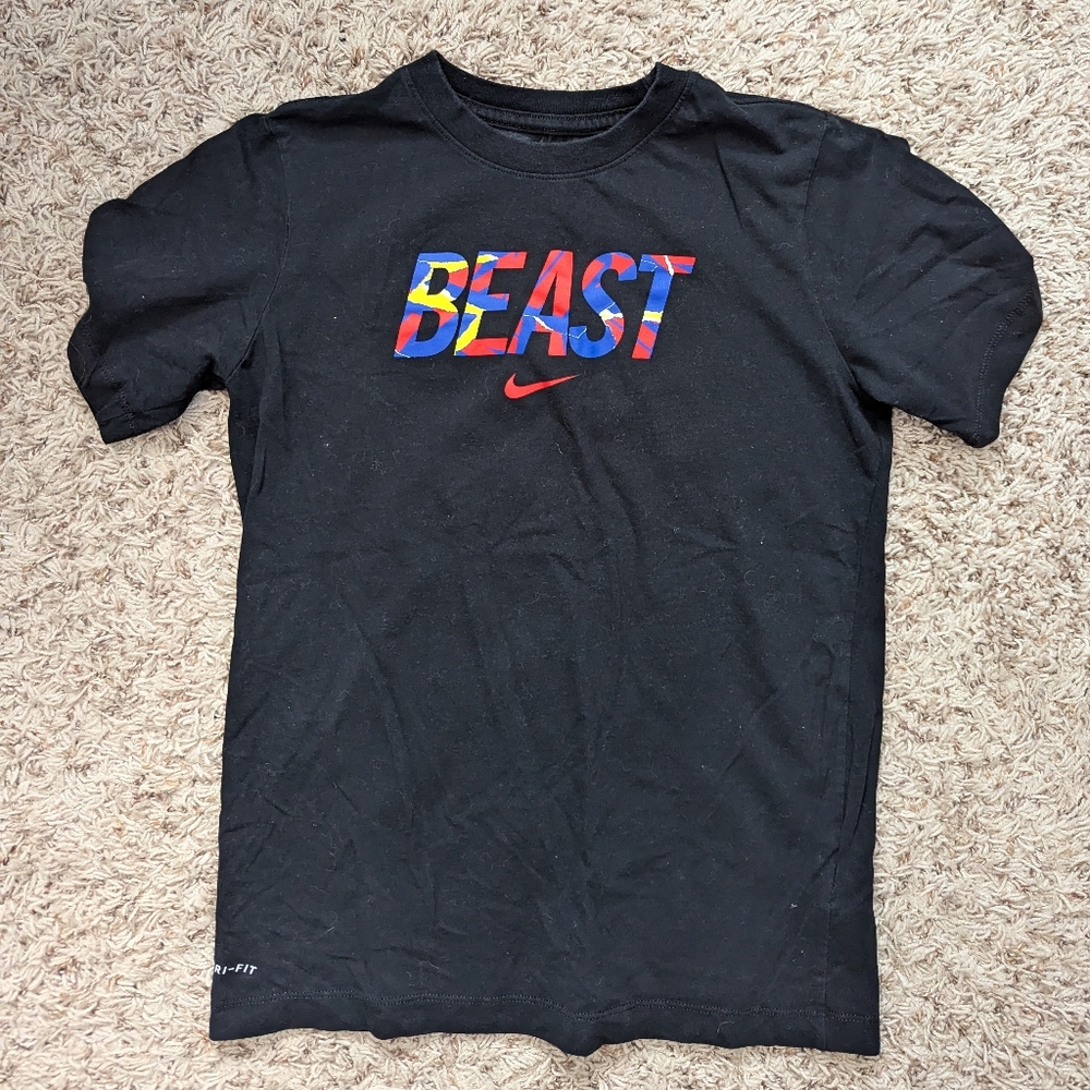 Nike tee shirt